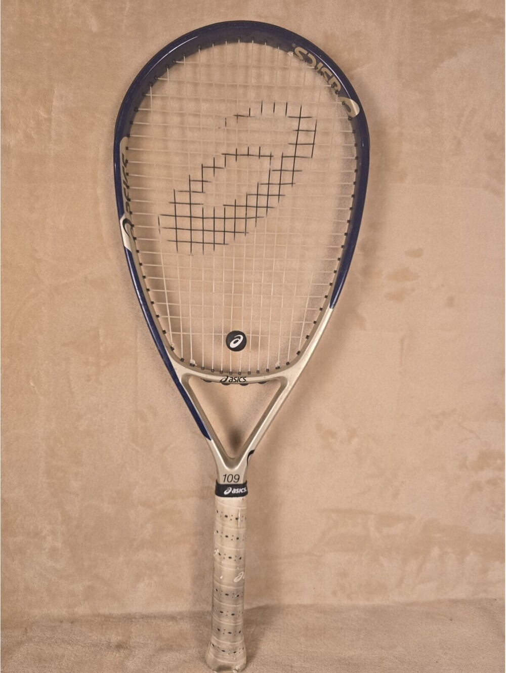 Asics 109 Tennis Racket 4 1/2